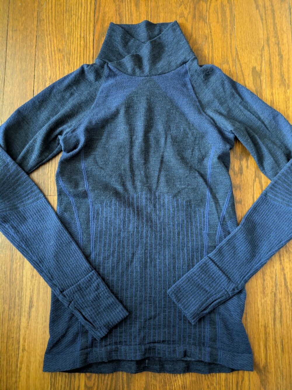 Athleta L Gray Remarkawool Turtleneck Wool Mock Neck XS